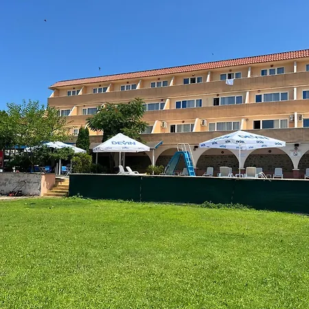 Hotel Лозенец Резорт 3*